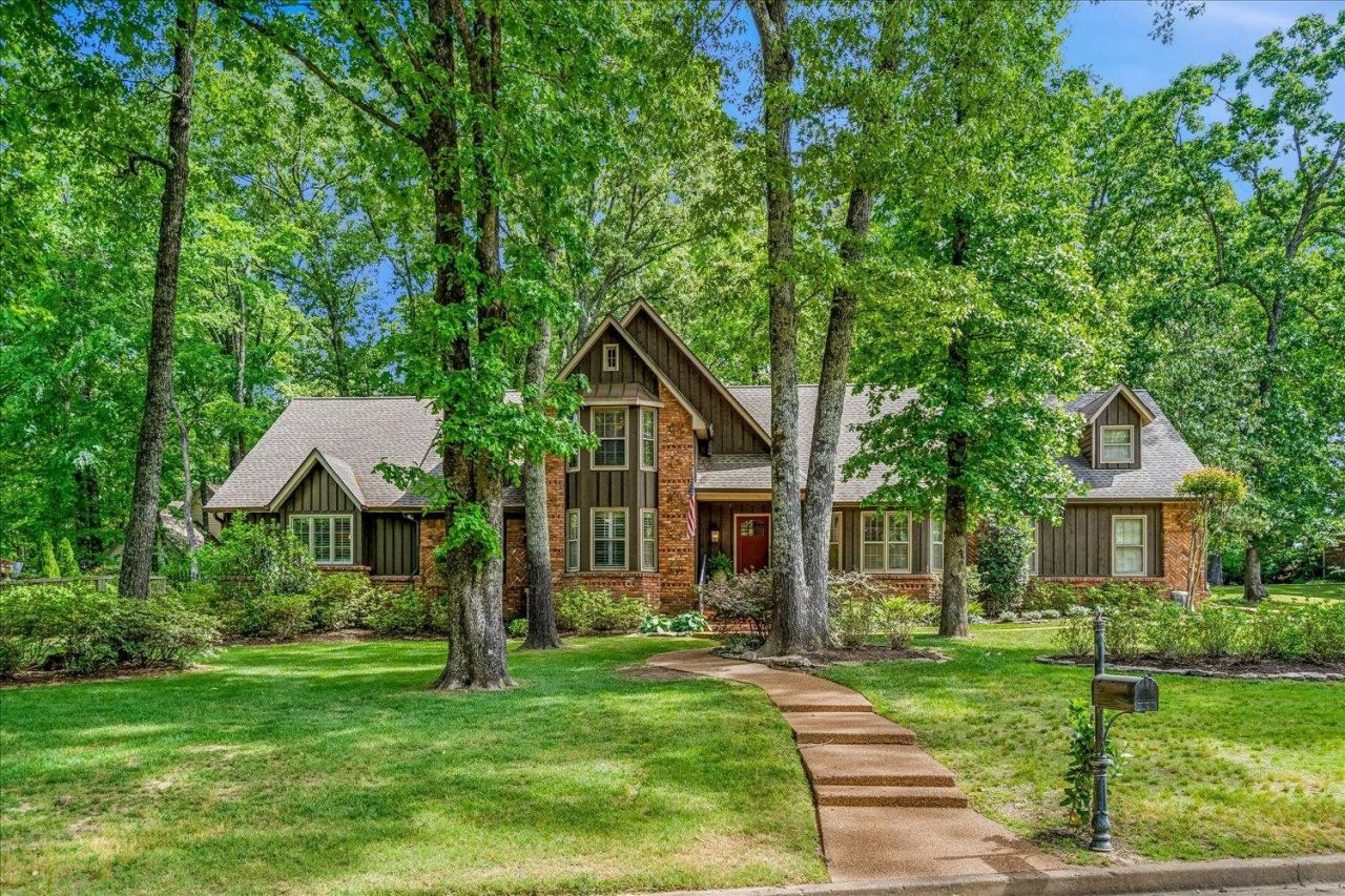 892 Fair Oaks Dr, Collierville, TN 38017 Main Photo