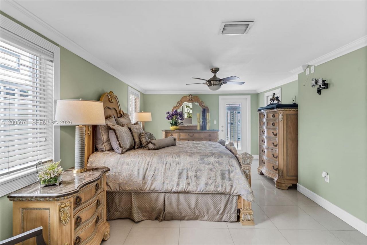 17932 NW 78th Ave , Hialeah, FL 33015 Photo