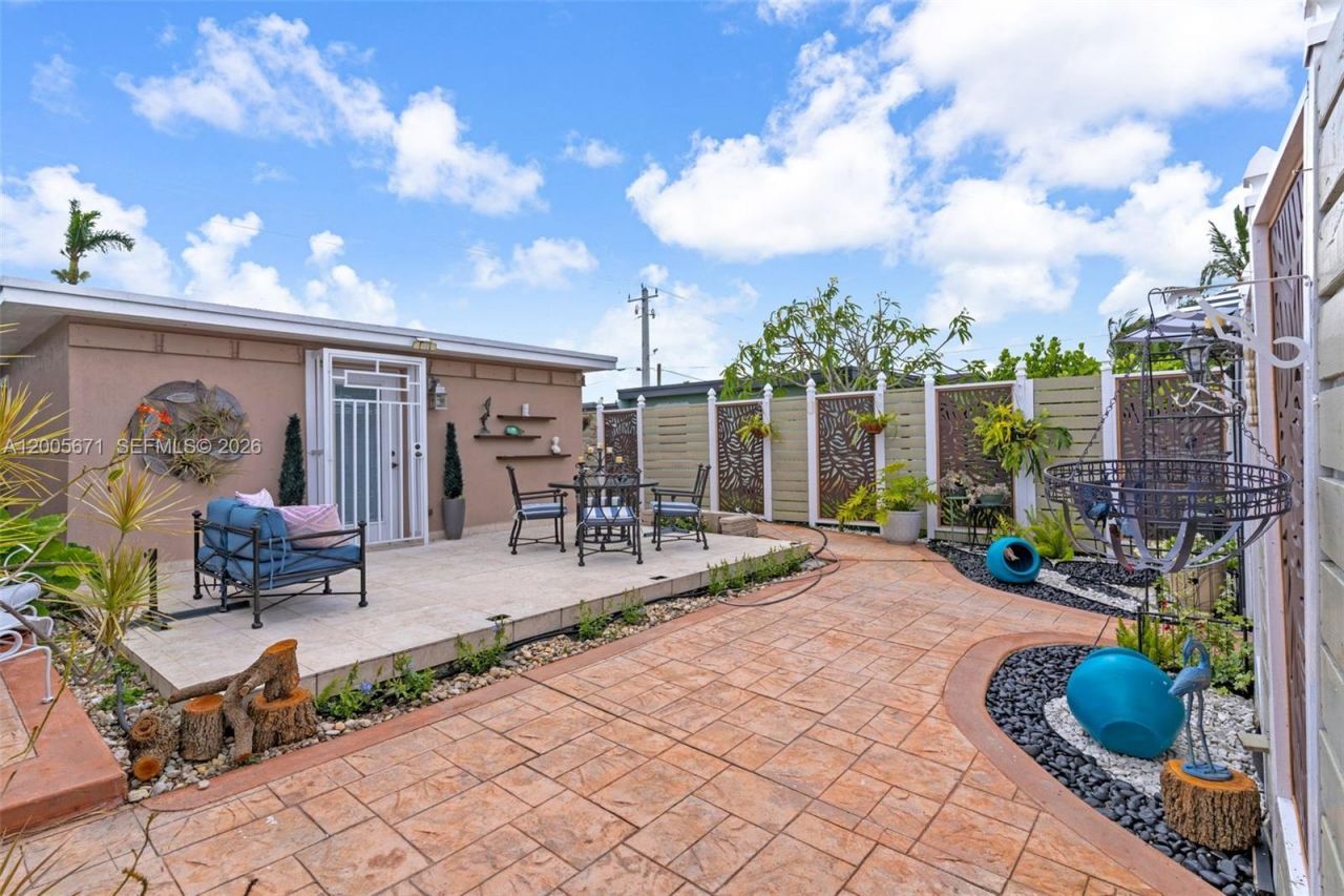 17932 NW 78th Ave, Hialeah, FL 33015 Photo