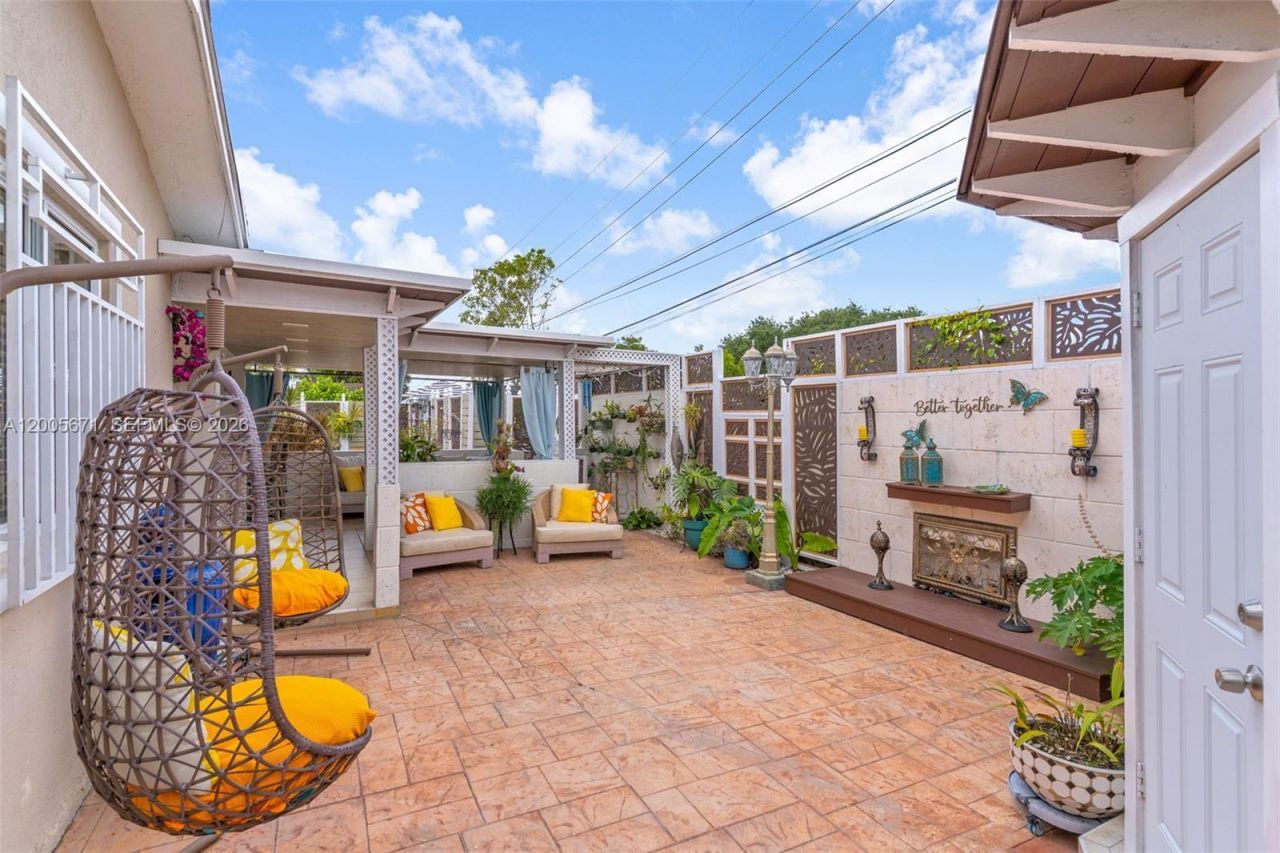 17932 NW 78th Ave , Hialeah, FL 33015 Photo