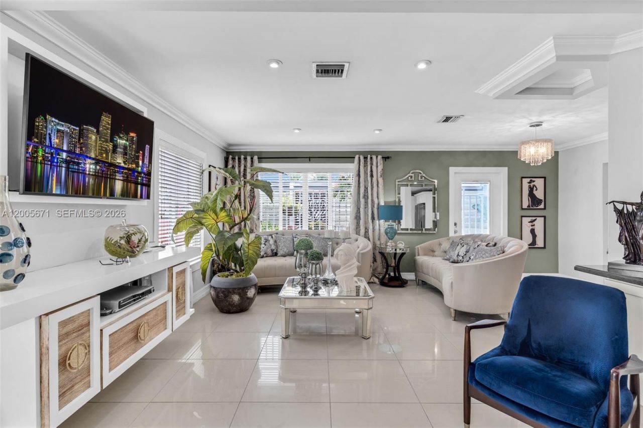 17932 NW 78th Ave , Hialeah, FL 33015 Photo