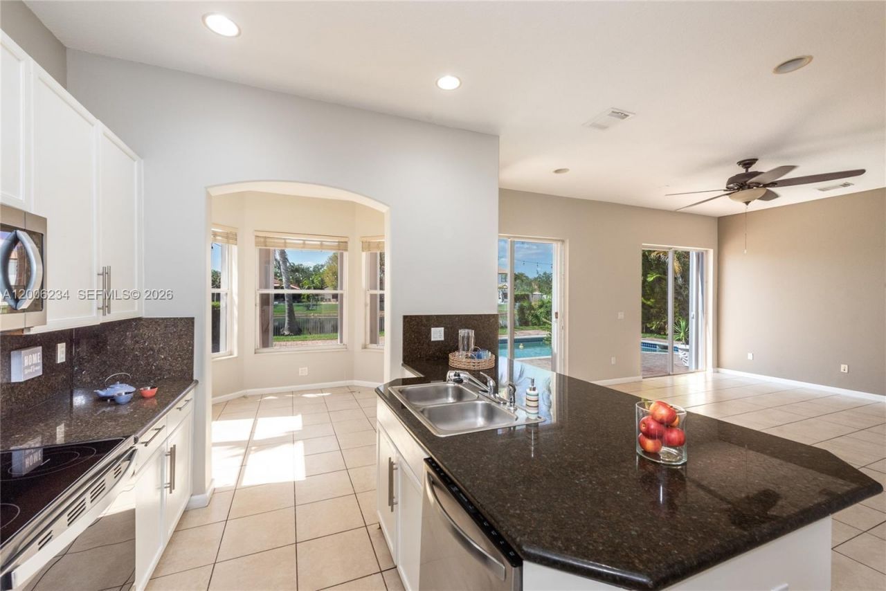 19416 SW 25th Ct, Miramar, FL 33029 Photo