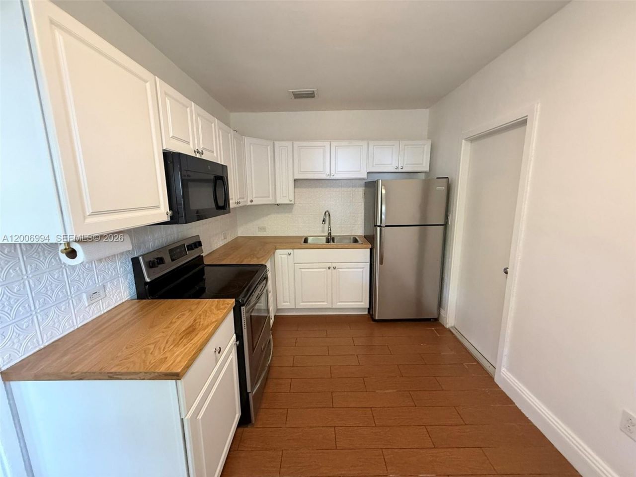 294 NE 57th St, Unit 2, Miami, FL 33137 Photo