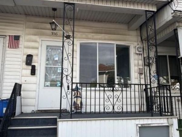 316 S MAPLE ST, MT CARMEL, PA 17851