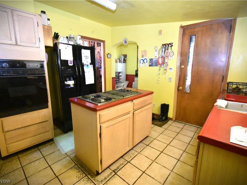 1612 Jacobs Road , Youngstown, OH 44505 Photo 9