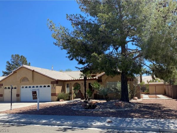 3724 Fox Glen Parkway , Las Vegas, NV 89108