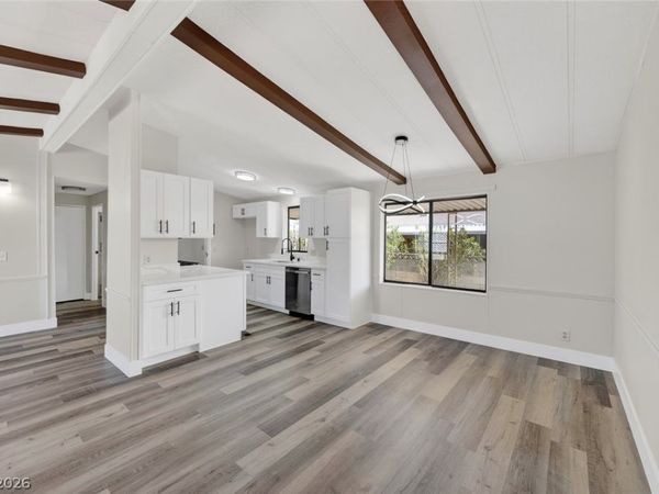 3076 Gavilan Lane, Las Vegas, NV 89122