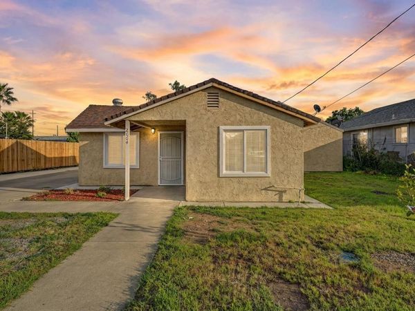 2664 Forrest Street, Sacramento, CA 95815