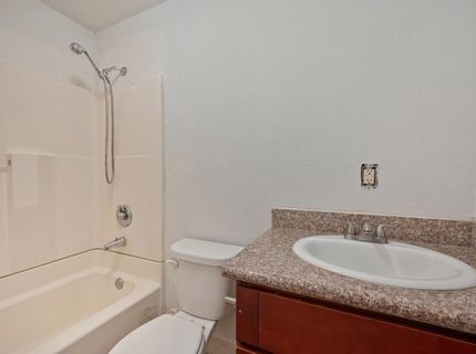 2664 Forrest Street, Sacramento, CA 95815 Photo