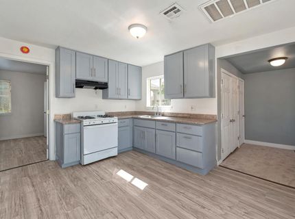 2664 Forrest Street, Sacramento, CA 95815 Photo