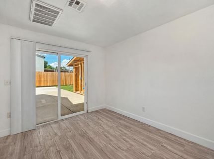 2664 Forrest Street, Sacramento, CA 95815 Photo