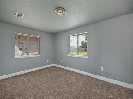 2664 Forrest Street, Sacramento, CA 95815 Photo