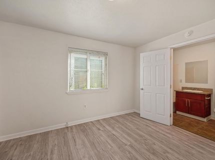 2664 Forrest Street, Sacramento, CA 95815 Photo