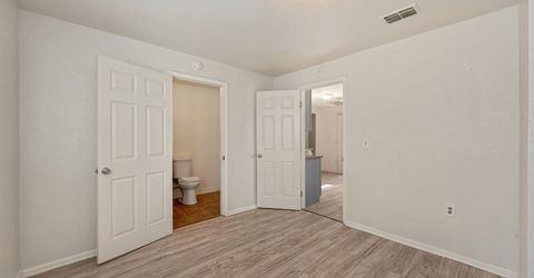 2664 Forrest Street, Sacramento, CA 95815 Photo