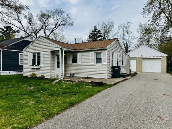 1136 Wilson Court, Norton Shores, MI 49441