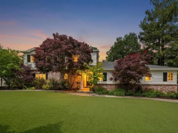 300 Uplands Drive, Hillsborough, CA 94010