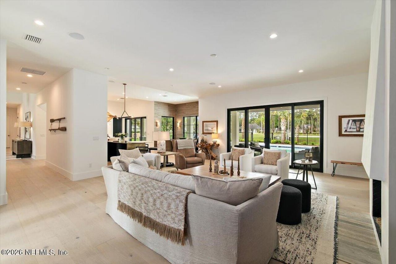 8049 Whisper Lake Lane W, Palm Valley, FL 32082 Photo