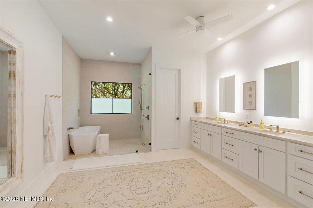 8049 Whisper Lake Lane W, Palm Valley, FL 32082 Photo