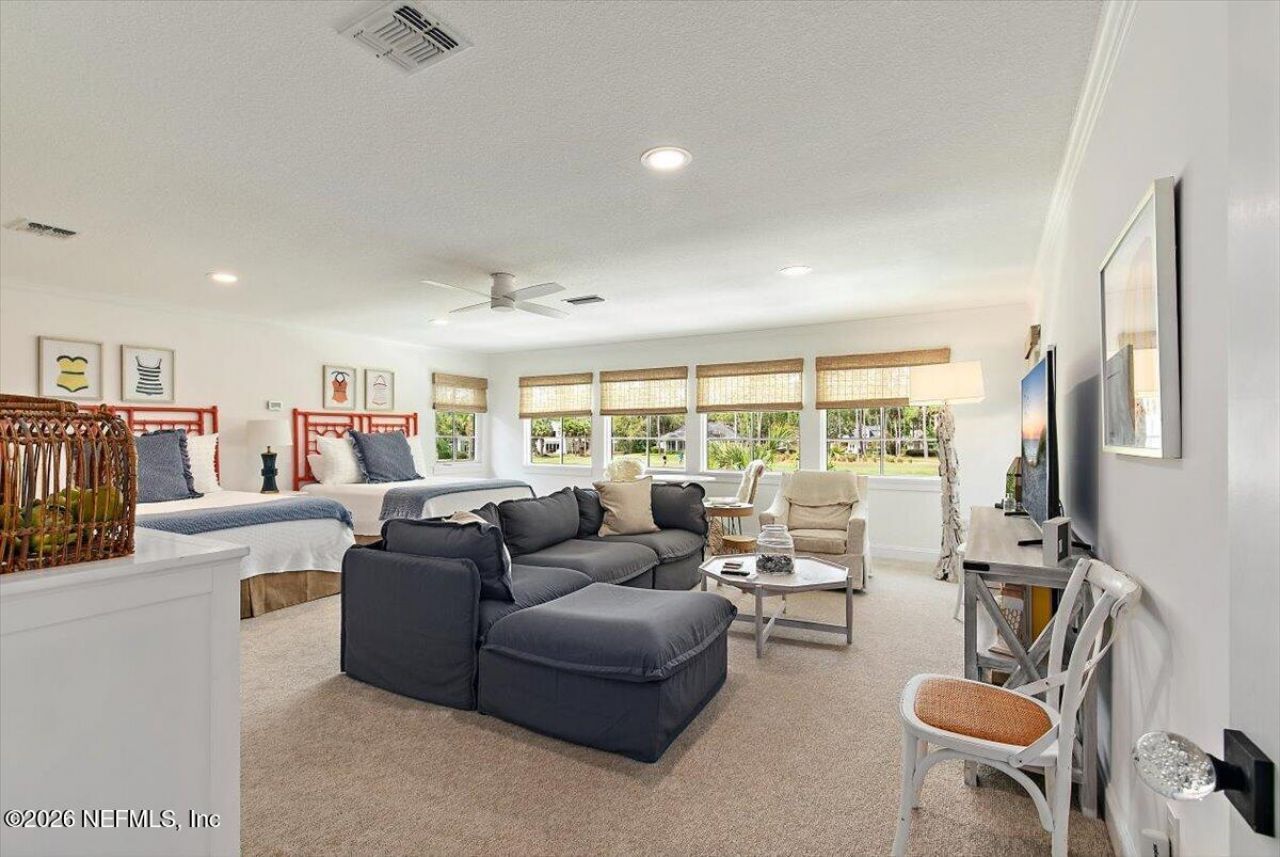 8049 Whisper Lake Lane W, Palm Valley, FL 32082 Photo