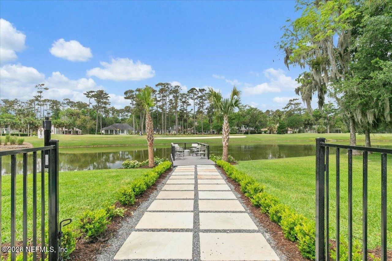 8049 Whisper Lake Lane W, Palm Valley, FL 32082 Photo