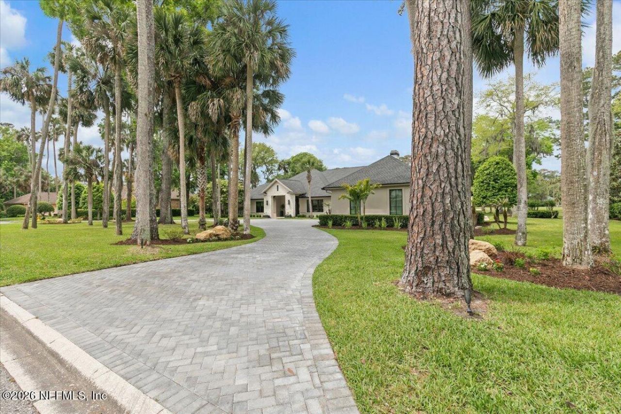 8049 Whisper Lake Lane W, Palm Valley, FL 32082 Photo