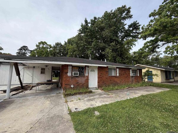 6006 Groom Rd, Baker, LA 70714