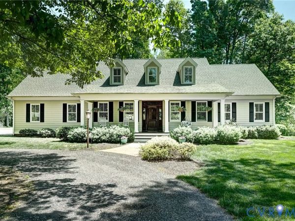 3095 Three Bridge Road , Powhatan, VA 23139