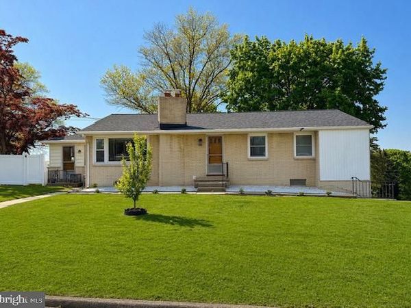 555 WOODLAND VIEW DRIVE, YORK, PA 17406