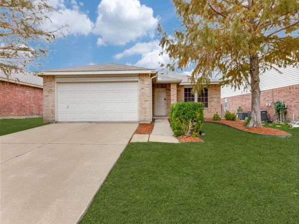 509 Keble Drive, Fort Worth, TX 76036