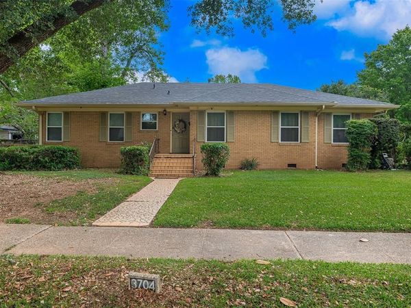 3704 Madison Park Boulevard , Shreveport, LA 71104