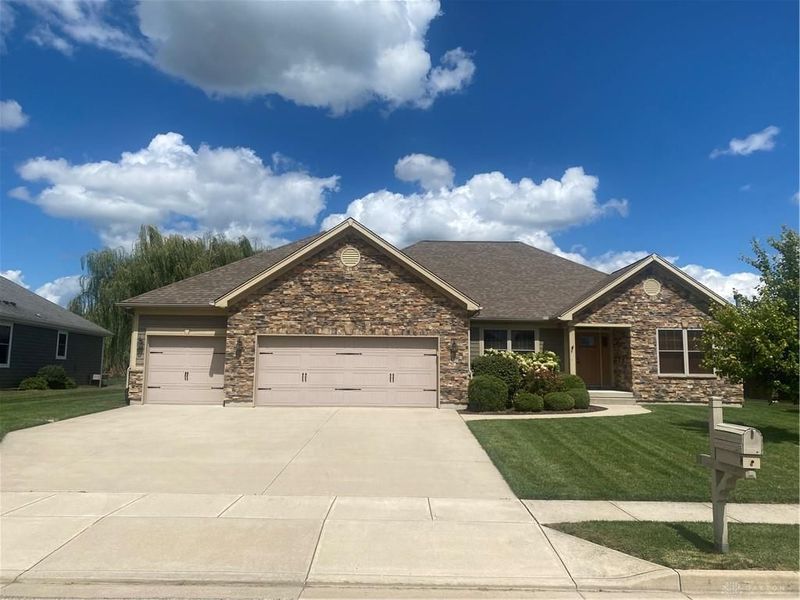 1215 Daylily Way, Troy, OH 45373 Photo 1