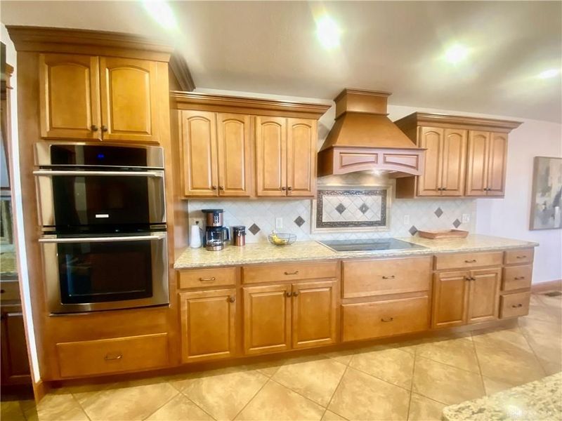 1215 Daylily Way, Troy, OH 45373 Photo 24