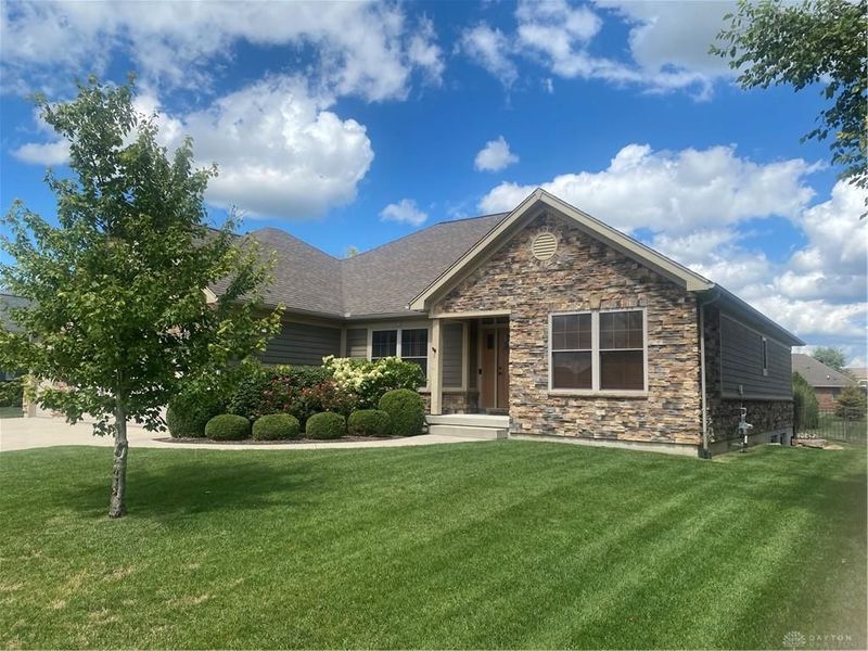 1215 Daylily Way, Troy, OH 45373 Photo 3