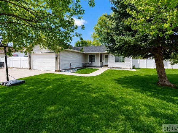 1862 Eagle Pointe Drive, AMMON, ID 83406