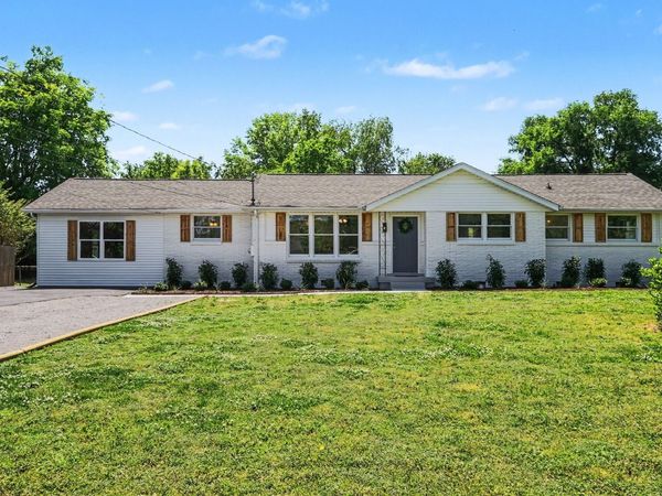 108 Mason Dr, Smyrna, TN 37167