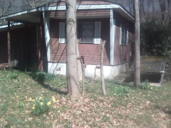 50 Oakland Boulevard , Conneaut, OH 44030