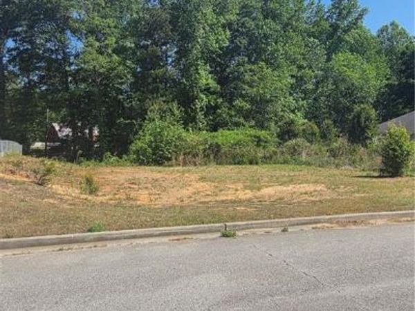 31 Lazarus Drive , Hiram, GA 30141