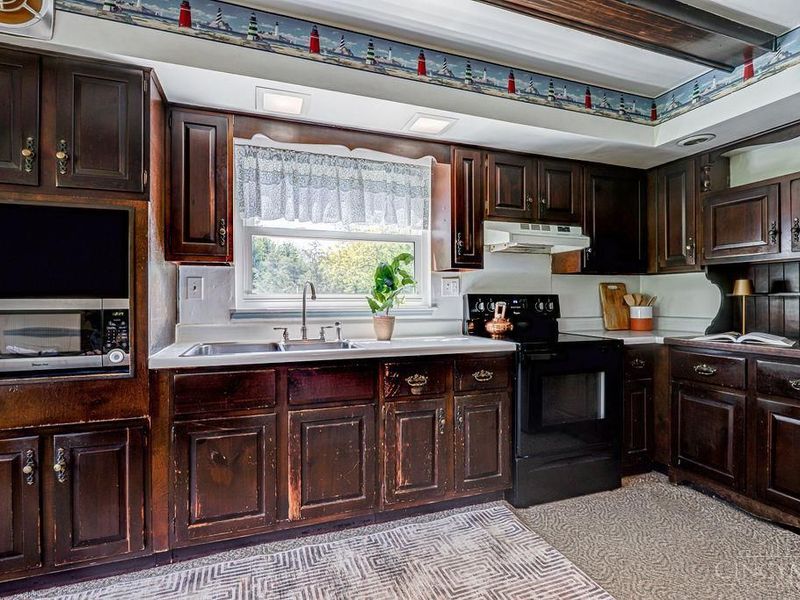 6109 Thompson Road, Colerain Township, OH 45247 Photo 12