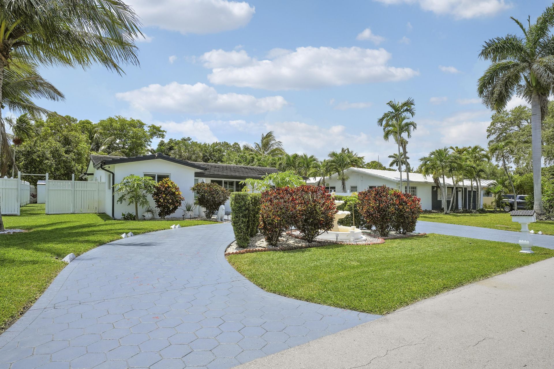 1360 SW 32nd Street, Fort Lauderdale, FL 33315 Photo