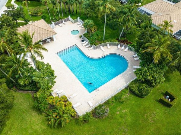 2101 Pin Oak Court, Palm Beach Gardens, FL 33410