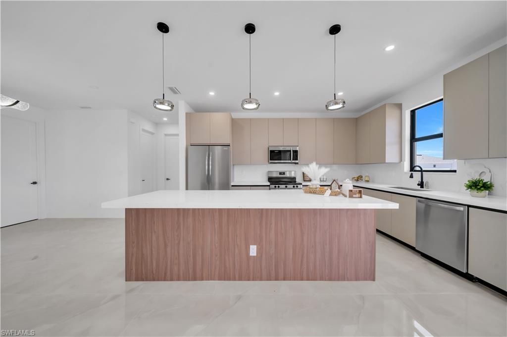 2707 29th St Sw, Lehigh Acres, FL 33976 Photo