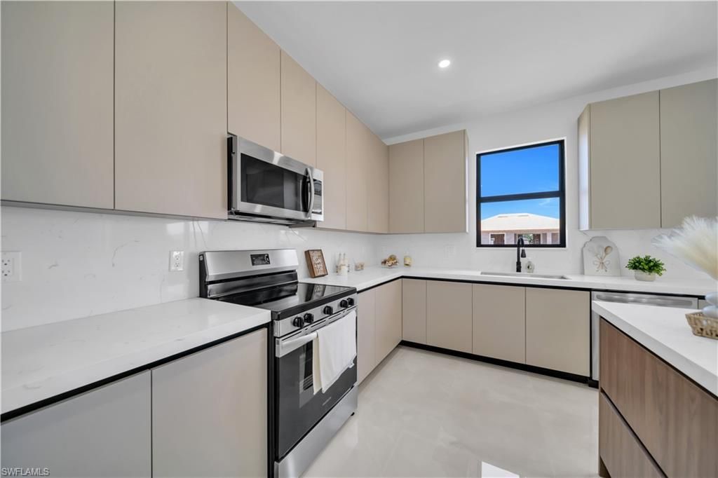 2707 29th St Sw, Lehigh Acres, FL 33976 Photo