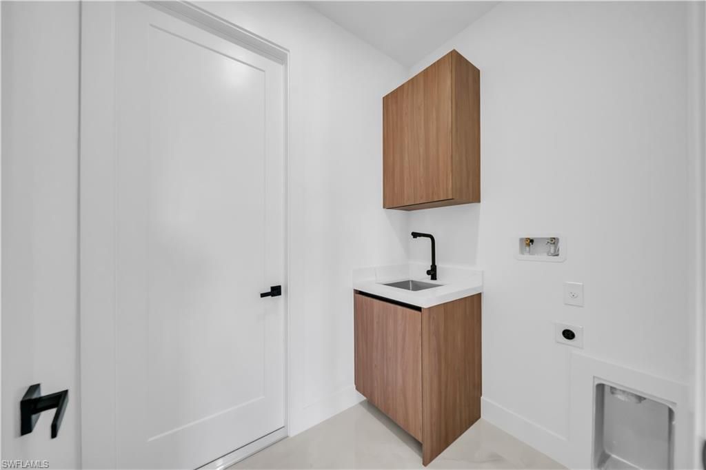 2707 29th St Sw, Lehigh Acres, FL 33976 Photo