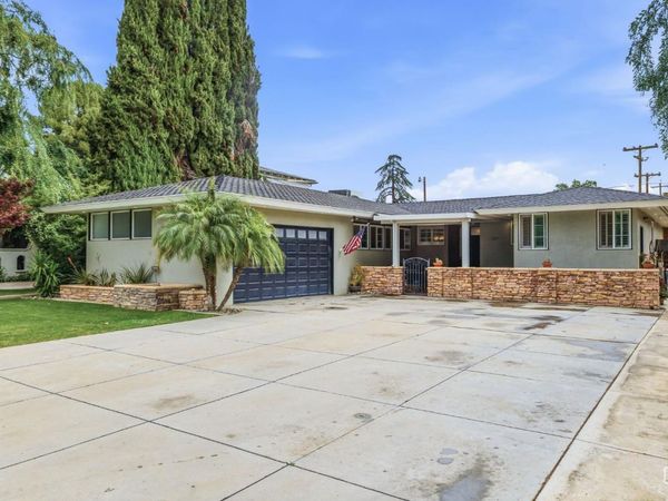 1411 Alta Vista Drive, Bakersfield, CA 93305