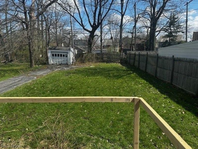 2239 Barrington Road, University Heights, OH 44118 Photo 14