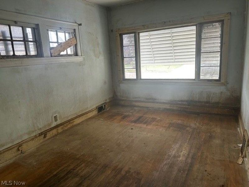 2239 Barrington Road, University Heights, OH 44118 Photo 9