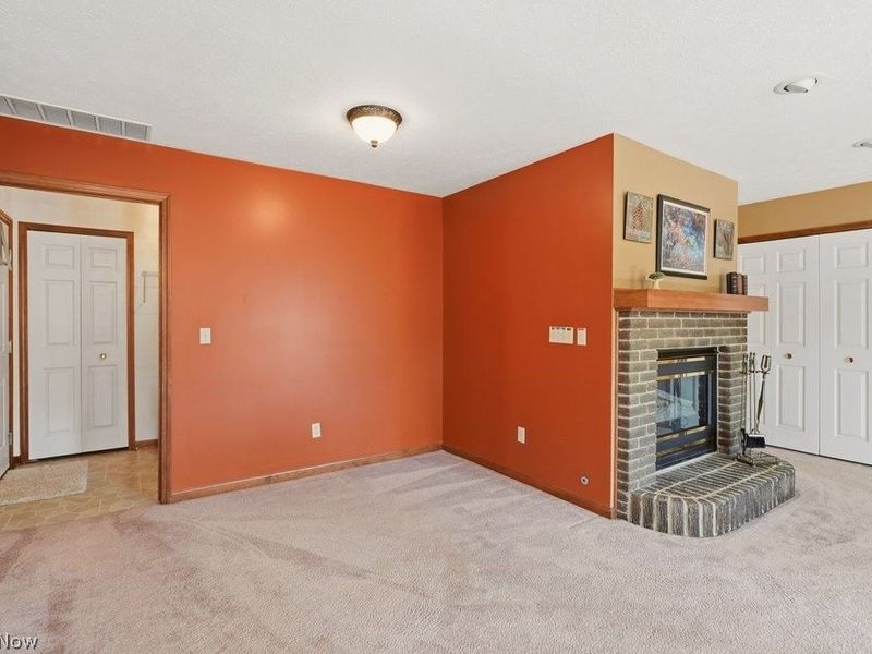 5723 Gateway Lane, Brook Park, OH 44142 Photo 10