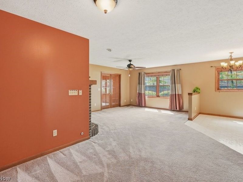 5723 Gateway Lane, Brook Park, OH 44142 Photo 12