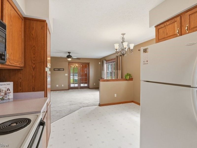 5723 Gateway Lane, Brook Park, OH 44142 Photo 16