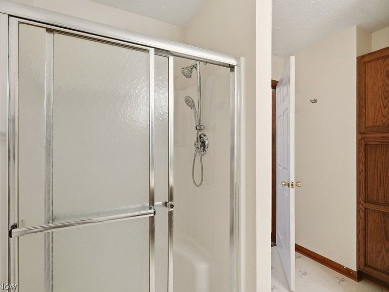 5723 Gateway Lane, Brook Park, OH 44142 Photo 25